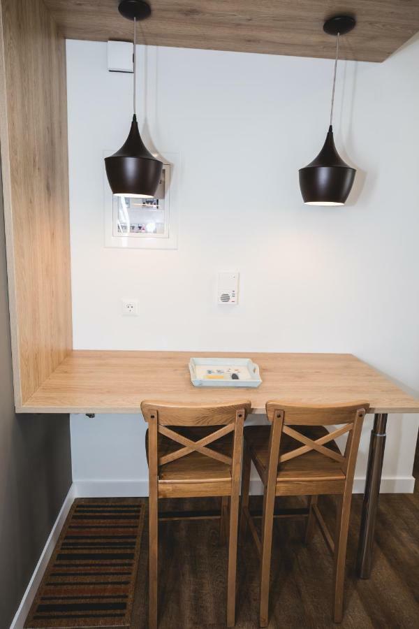 Ziva Apartment - 4Th Floor - Renovated 2019 Атина Екстериор снимка
